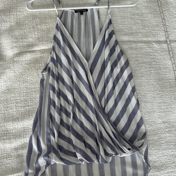 White and blue crossover summer top - Picture 3 of 4